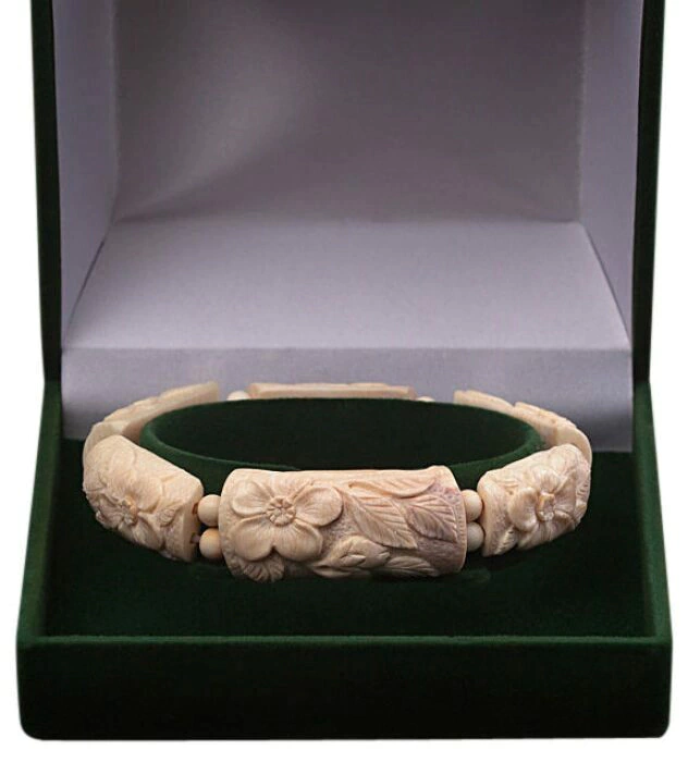 Mammoth tusk bracelet "Flowers"