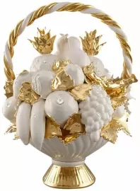 Статуэтка "Корзина с фруктами"