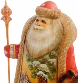 Резная статуэтка "Дед Мороз с медведем"