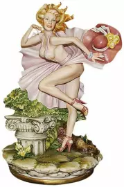 Статуэтка "Модель"