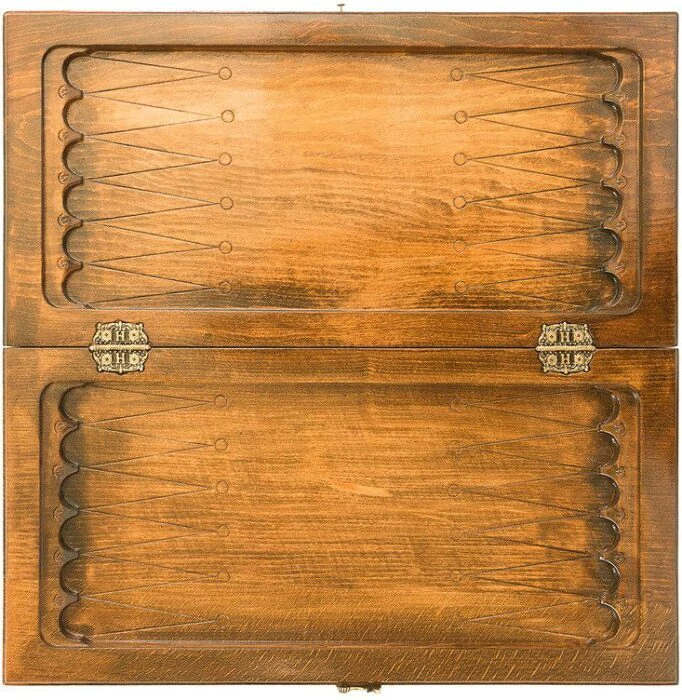Carved chess, backgammon and checkers from the beech "Grenadine" medium