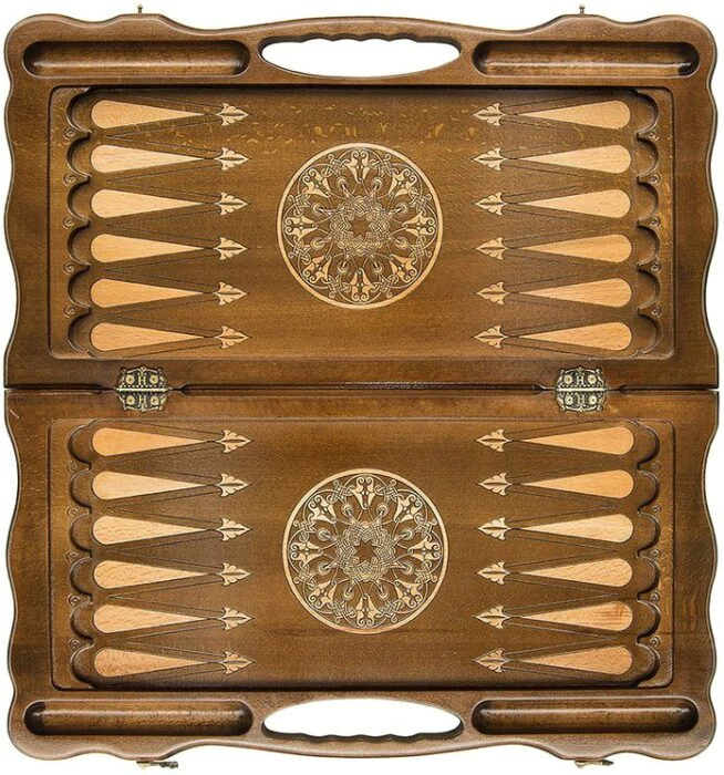 Carved chess, backgammon and checkers made of beech "Allure"