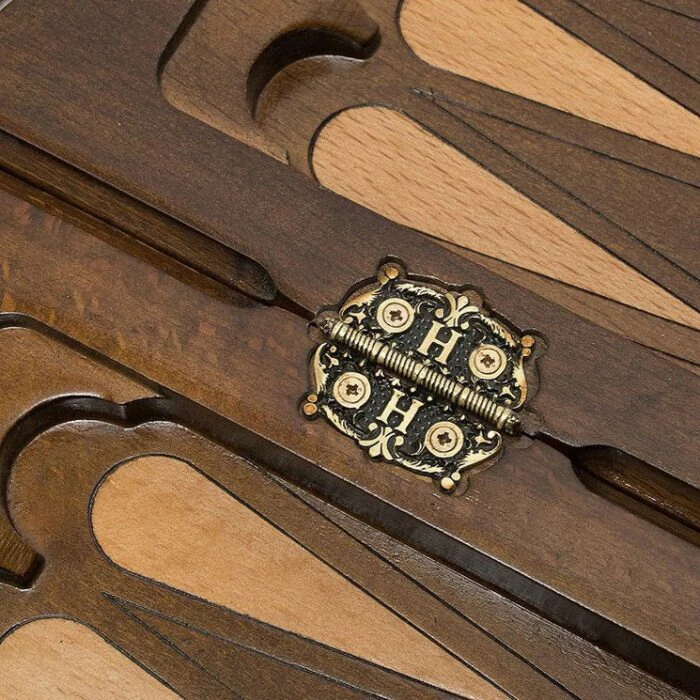 Carved chess, backgammon and checkers made of beech "Allure"
