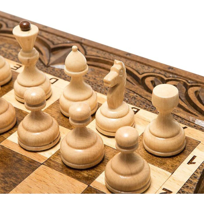 Carved chess, backgammon and checkers made of beech "Vintage"