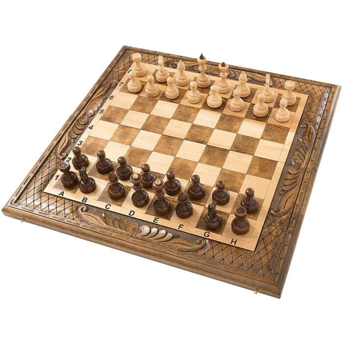 Carved chess, backgammon and checkers made of beech "Laguna"
