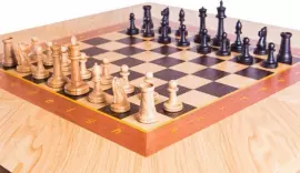 Шахматный стол из дуба "Шахматист"