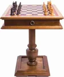 Шахматный стол из дуба "Постамент"