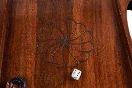 Резные нарды из бука "Лев" средние, с ручкой