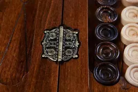 Резные нарды из бука "Лев" средние, с ручкой