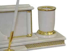 Настольный набор из белого мрамора