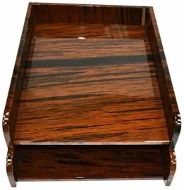 Горизонтальный накопитель 2-х секционный для бумаги А4 формата Горизонтальный накопитель 2-х секционный для бумаги А4 формата