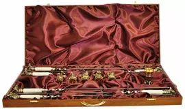 Набор шампуров из белого мрамора с чарками, на 6 персон