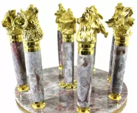 Набор шампуров из белого мрамора с головами зверей, на 9 персон