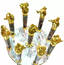 Набор шампуров из белого мрамора с головами зверей, на 9 персон