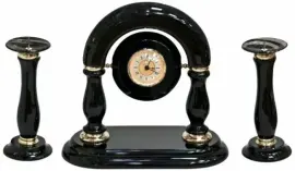 Настольный набор с часами и двумя подсвечниками из обсидиана Настольный набор с часами и двумя подсвечниками из обсидиана