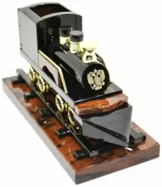 Фигурка "Поезд" из обсидиана с гербом России Фигурка "Поезд" из обсидиана с гербом России