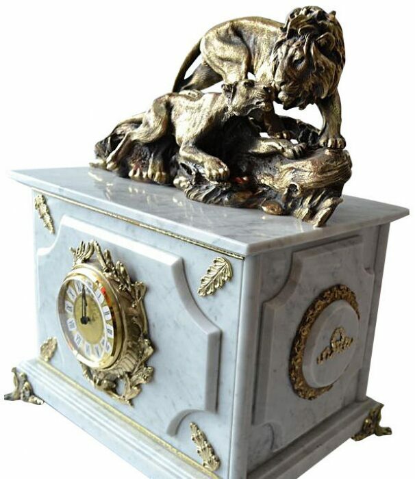 White marble safe clock "Pair of Lions"