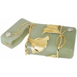 Портсигар из нефрита с бриллиантами