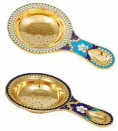 Ситечко "Алый цветочек" из серебра с золочением