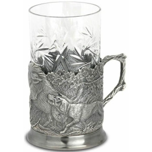The cup holder "Hunting" is silver
