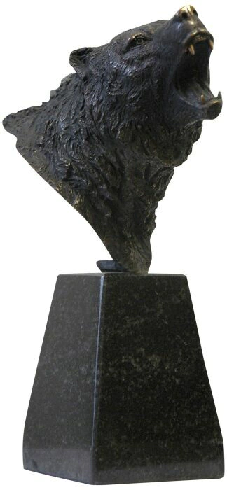 The author's bronze sculpture "Bear's Head"