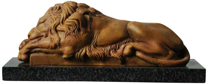 The author's bronze sculpture "Sleeping Lion"