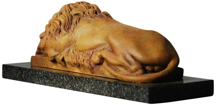 The author's bronze sculpture "Sleeping Lion"