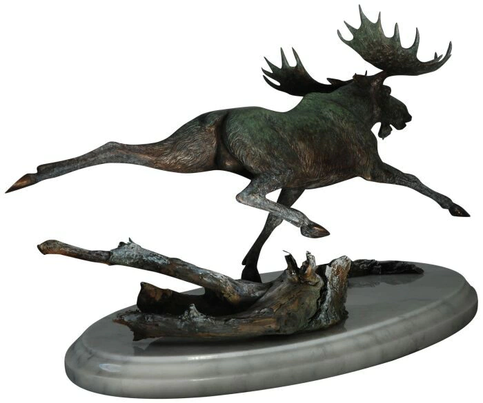 The author's bronze sculpture "Running Moose"