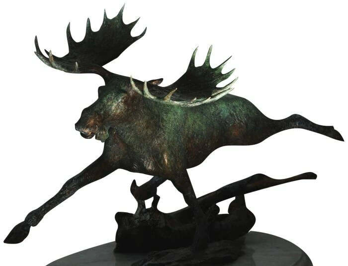 The author's bronze sculpture "Running Moose"