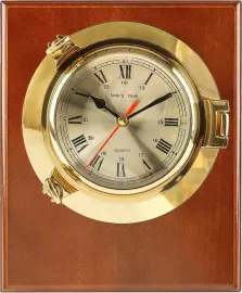 Настенные часы "Иллюминатор"