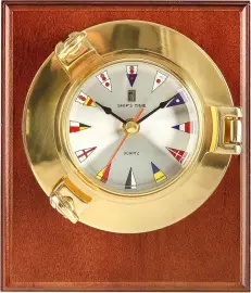 Настенные часы "Иллюминатор"