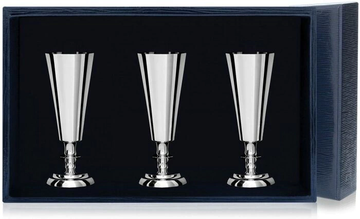 Set of silver liqueur glasses No. 2 for 3 persons