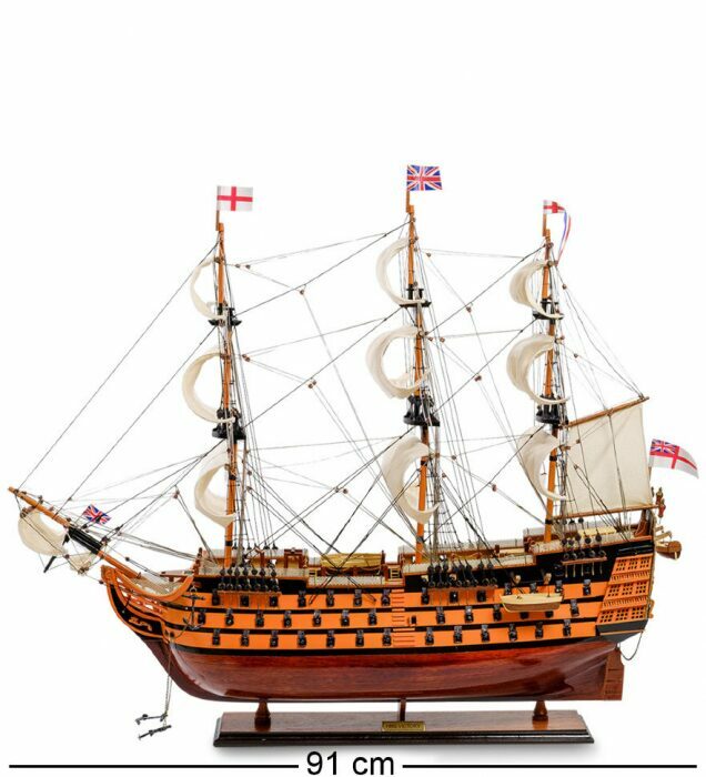 Модель британского линейного корабля "HMS Victory" 1668 г.