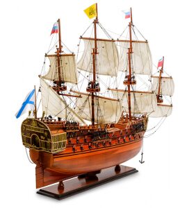 Модель российского линейного корабля 1712г. "Полтава"