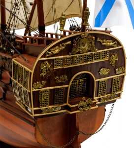 Модель российского линейного корабля 1712г. "Полтава"
