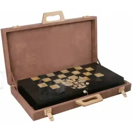 Шахматы из янтаря "Россия" морёный дуб Шахматы из янтаря "Россия" морёный дуб