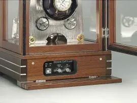 Шкатулка для подзавода часов "Rotalis I" Walnut Шкатулка для подзавода часов "Rotalis I" Walnut