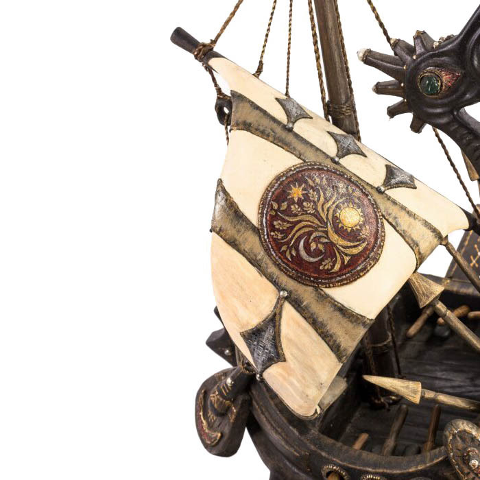 Масштабная модель корабля из мореного дуба "Венари"