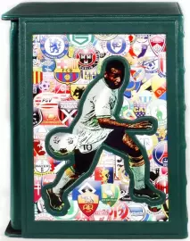 Подарочные книги "Футбол. Энциклопедия" в 3 томах, в футляре