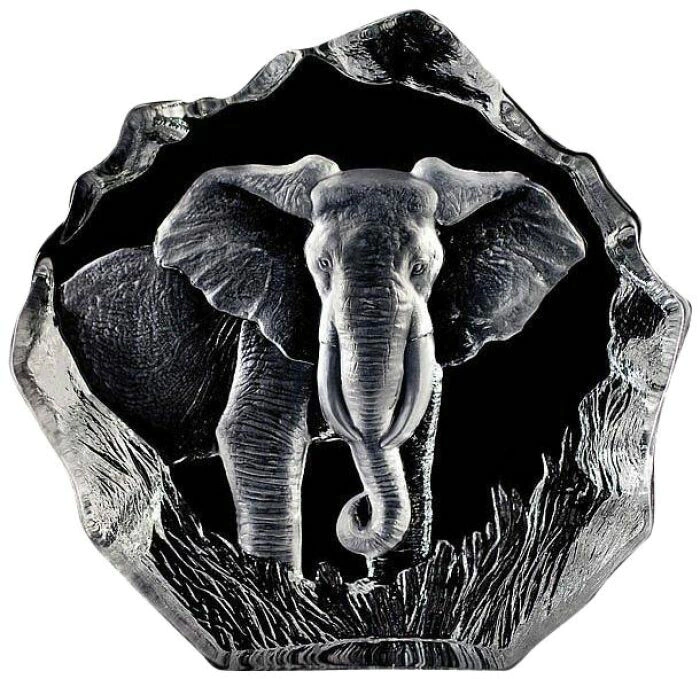 Transparent crystal sculpture "Elephant"