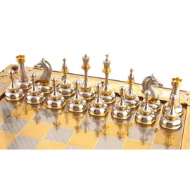 Шахматы из ясеня и тигрового глаза "Царские" Златоуст