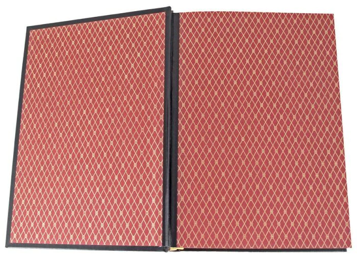The leather-bound book "The Sensible Bible. A Guide to the Biblical History of the Old and New Testaments"