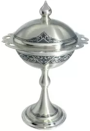 Сахарница серебряная на ножке