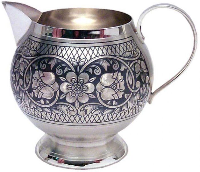 Молочник из серебра "Цветы"