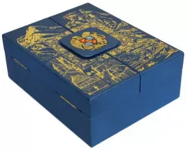 Книга в кожаном переплете "История Армении" (в футляре)