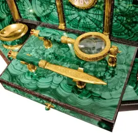 Бокал для мартини из янтаря "Изобилие"