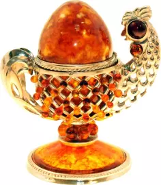 Сувенир-шкатулка из янтаря "Курочка"