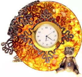 Часы из янтаря "Вологодские кружева"