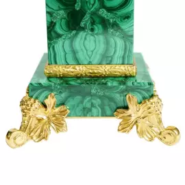 Яйцо пасхальное из янтаря с навершием