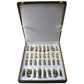 Яйцо пасхальное из янтаря "Корзинка" с навершием